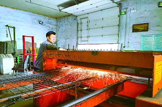 ˫��˾ѡú��˾�ӹ����ɲ�ְ�������Ƽ������ʵ�ɾ����������������Ǽӹ�֧������Ч112��Ԫ���ӹ��׸�ɸ����Լ��Ǯ218��Ԫ��Ϊ����ӹ������������10����Ԫ��������Ϊʵ���ڲ��г�������������������ͼΪ�ӹ���ְ���ڼӹ�����֧����������顡ͼ��_����