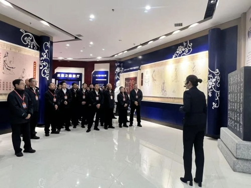 ΢��ͼƬ_2025-11-01_185927_974