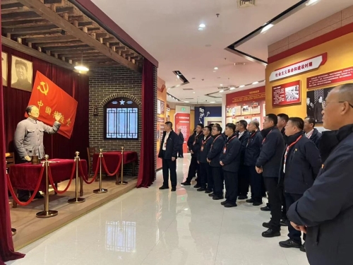 ΢��ͼƬ_2025-11-01_185933_174